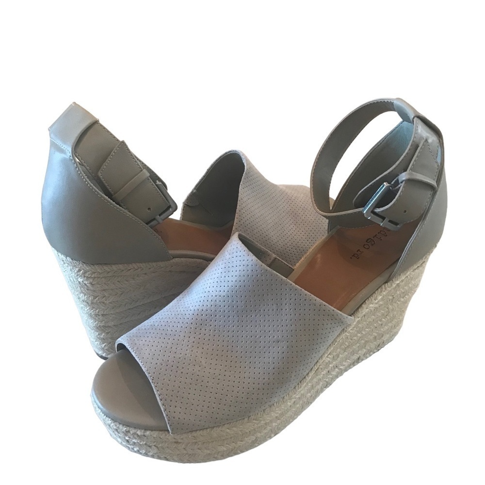 Indigo Rd. Women's AIRY Espadrille Wedge Sandal Size 9.5M